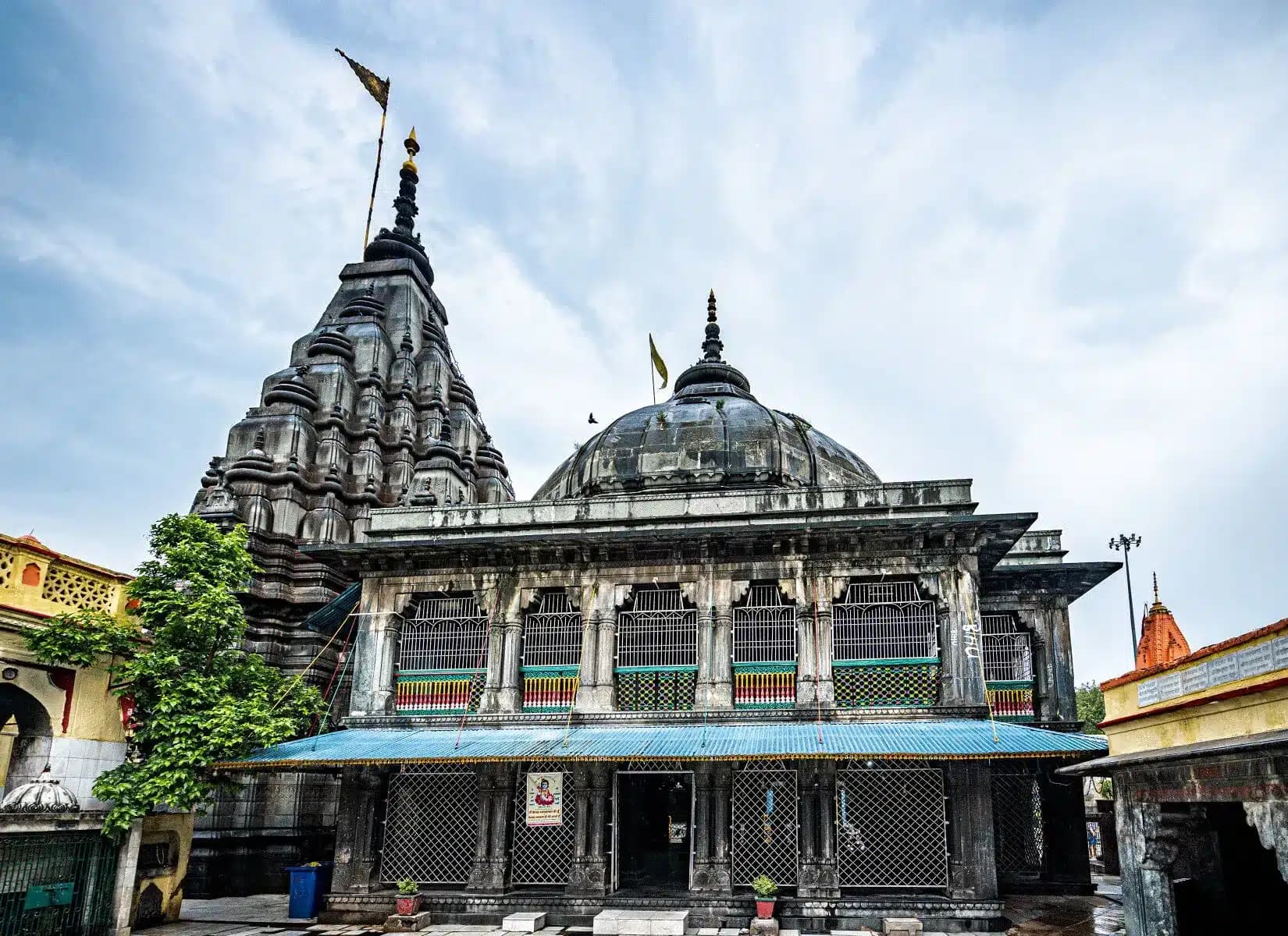 Sacred Vishnupad Temple in Gaya Ji
